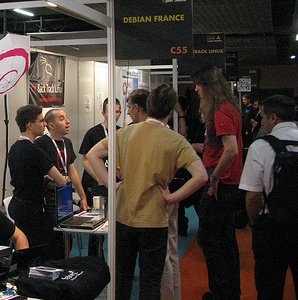 Stand Debian France aux SL 2011